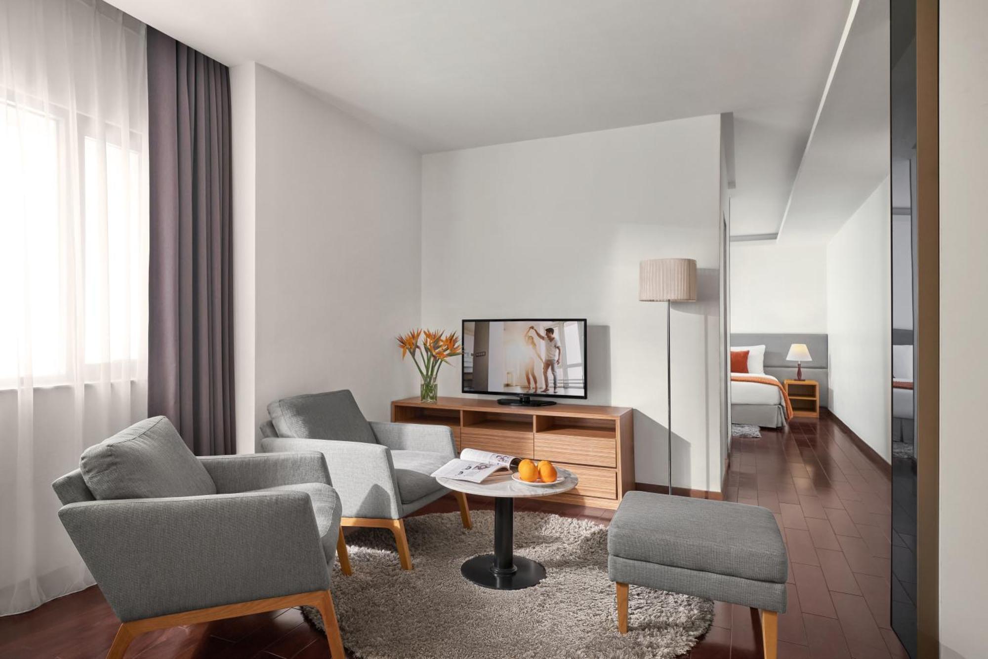 Oakwood & Saigon Khách sạn hẻo lánh