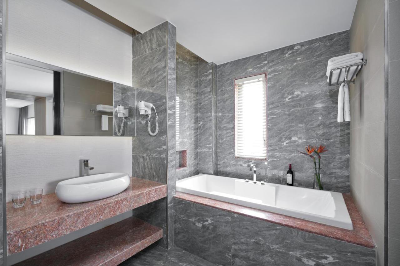 Aparthotel Oakwood & Saigon 4*