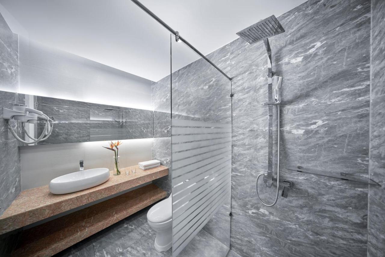 Oakwood & Saigon Aparthotel 4*